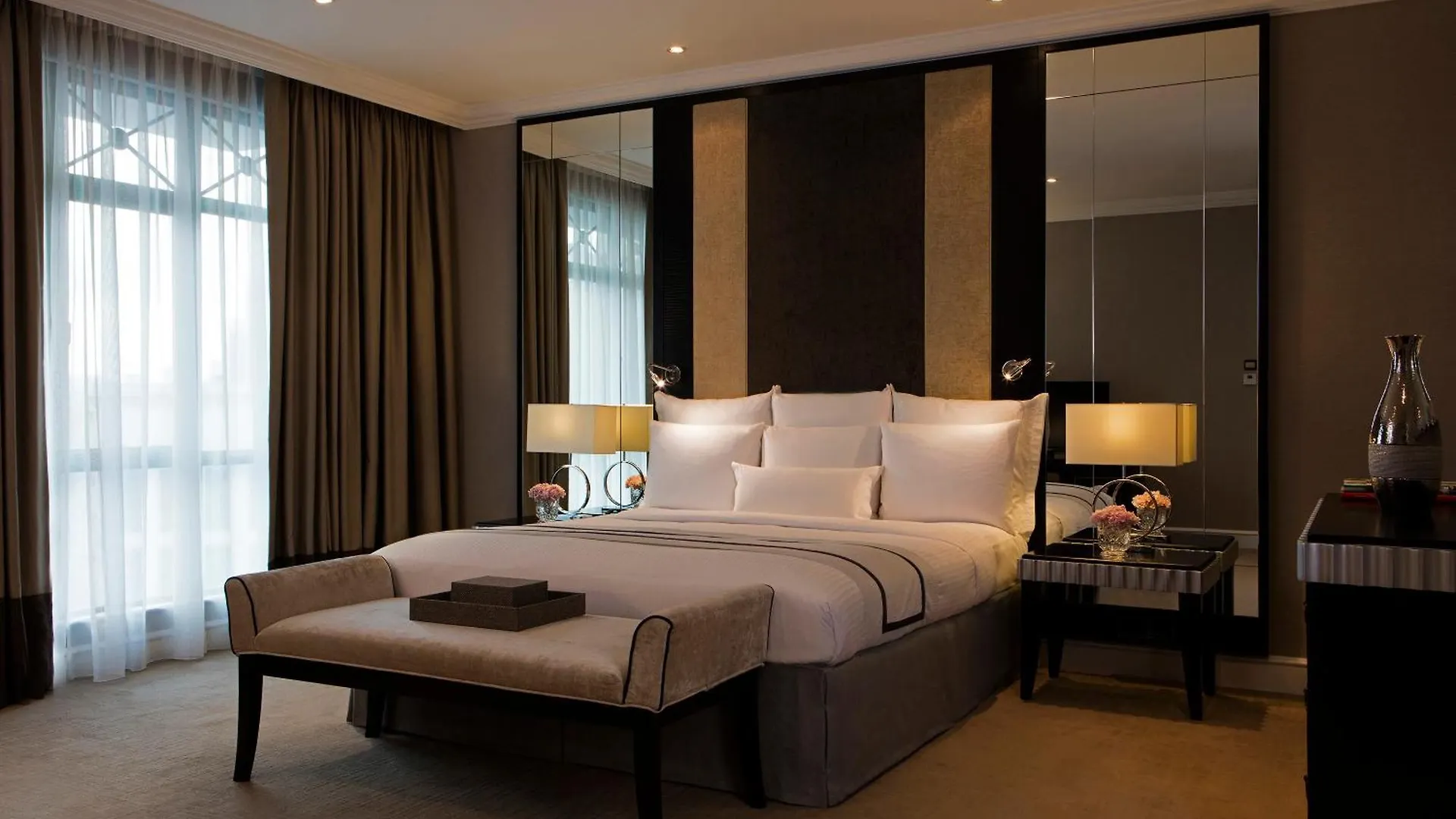 Отель The Ritz-Carlton, Куала-Лумпур
