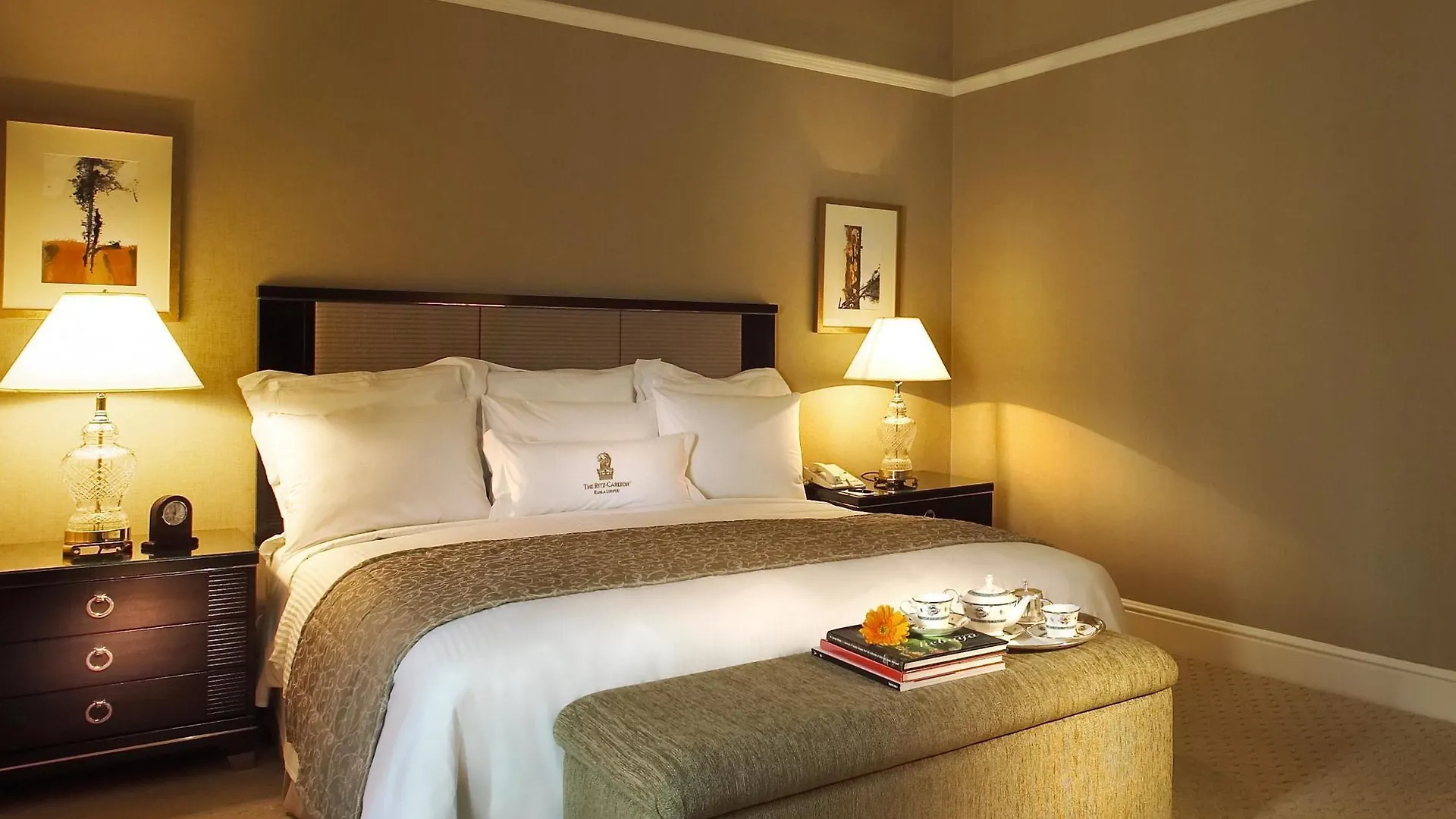 Отель The Ritz-Carlton, Куала-Лумпур 5*,